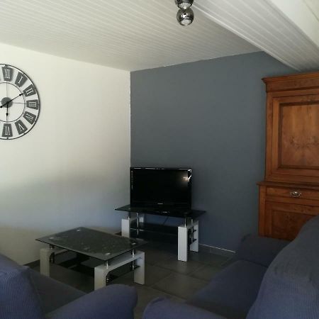 Maison A La Ferme Saint-Aubin-le-Monial Екстер'єр фото